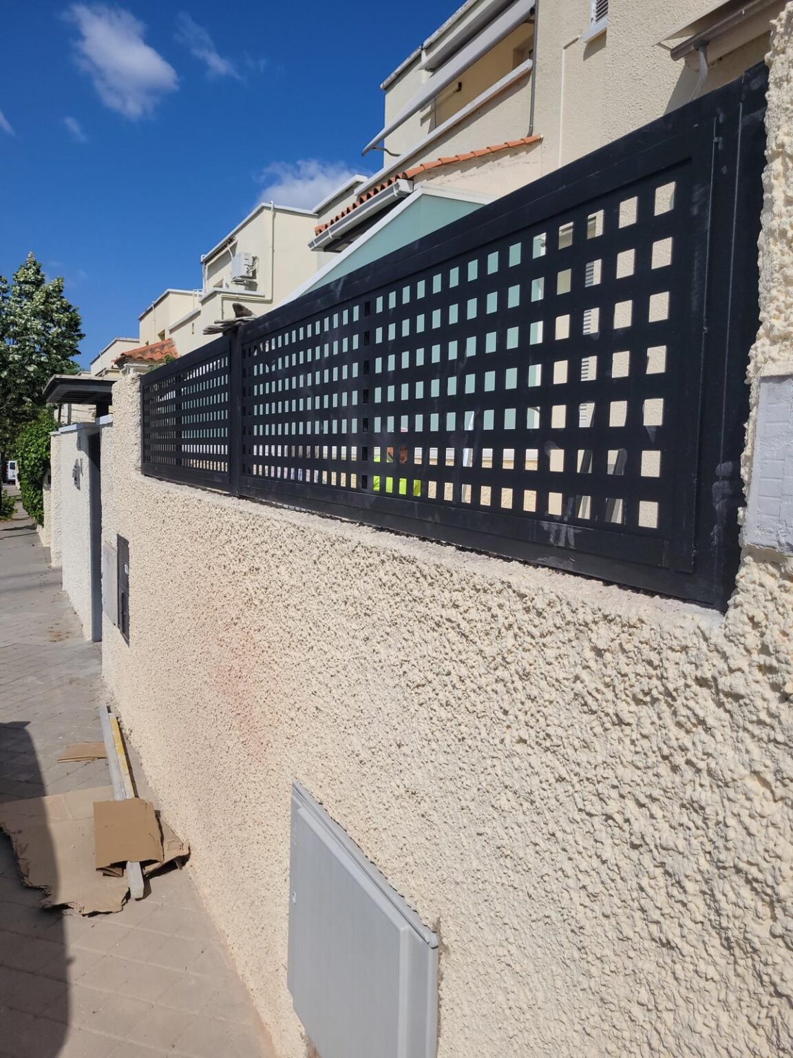 Mantenimiento preventivo de elementos metálicos en fincas de Alcobendas